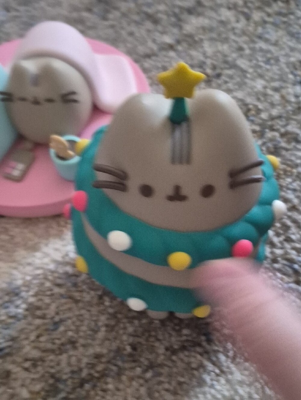 Pusheen Plush Trio Candy, Pink Play Base & Teal Tree Figure - Picture 5 of 10